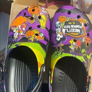 CROCS Purple and Orange Halloween Slippers